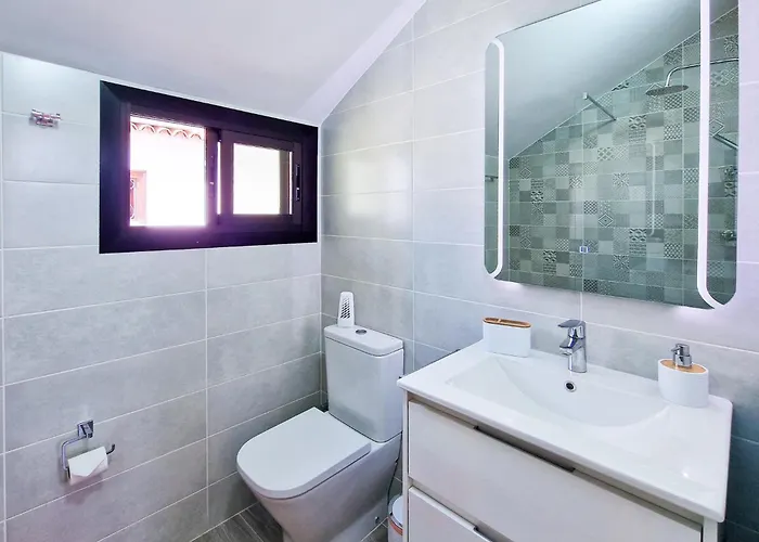 Orange - Parque Santiago Ii 公寓 阿罗纳