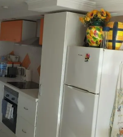 Orange - Parque Santiago Ii أرونا